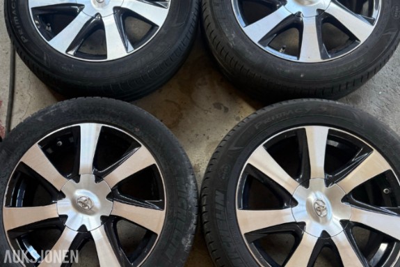 Sommerdekk og felg 215/55 R17 Michelin