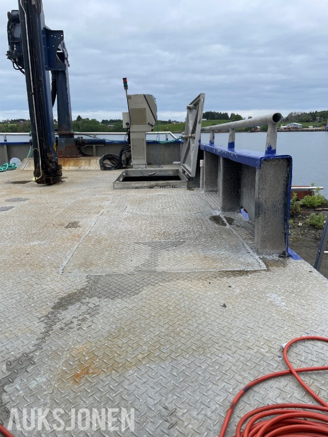 Ørnli Verft arbeidsbåt / aluminiumskatamaran | 9,9 m | 2 x SABB | Kran | Reparasjonsobjekt