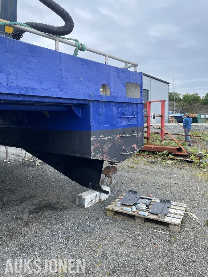 Ørnli Verft arbeidsbåt / aluminiumskatamaran | 9,9 m | 2 x SABB | Kran | Reparasjonsobjekt