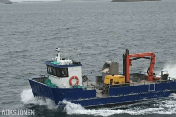 Ørnli Verft arbeidsbåt / aluminiumskatamaran | 9,9 m | 2 x SABB | Kran | Reparasjonsobjekt