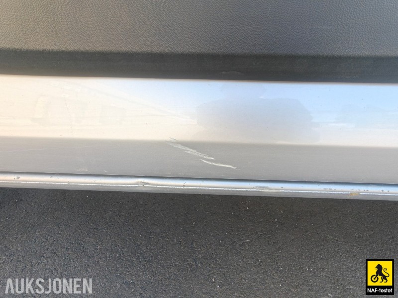 Vehicle image 36