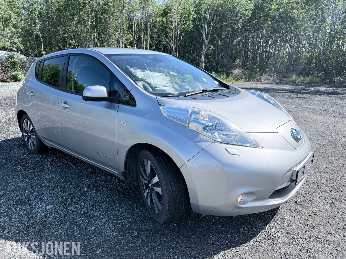 2016 Nissan LEAF *UTEN MINSTEPRIS* TEKNA 30KWH 360-KAMERA SKINN RATTVARME CRUISE