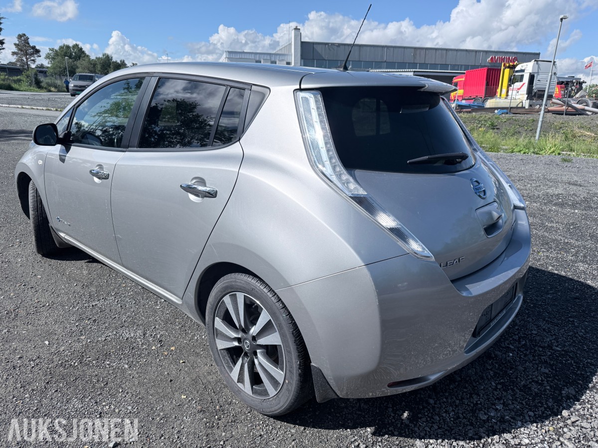 2016 Nissan LEAF *UTEN MINSTEPRIS* TEKNA 30KWH 360-KAMERA SKINN RATTVARME CRUISE