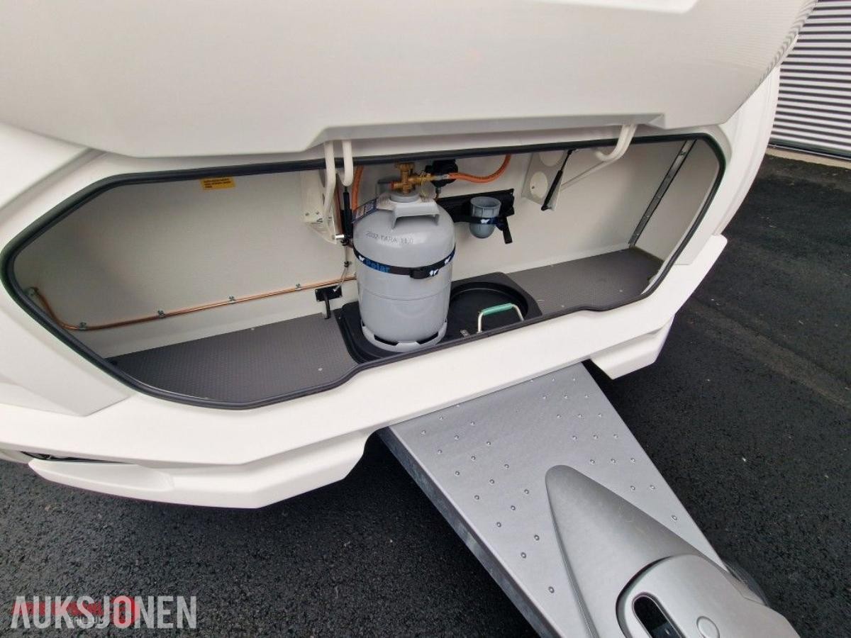 2023 Campingvogn - Polar Customized 680 BQDA + Mover Xt4 /Solcelle/Markise