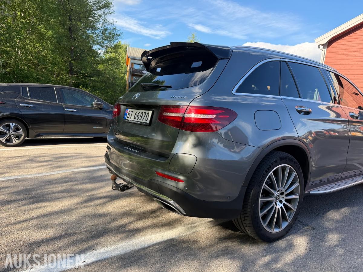 2017 Mercedes-Benz GLC 350E 2.0 211hk  4MATIC skinnseter navigasjon adaptiv cruisekontroll hengerfeste s+v dekk eu ok 09.2027 