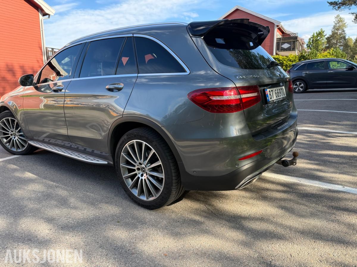 2017 Mercedes-Benz GLC 350E 2.0 211hk  4MATIC skinnseter navigasjon adaptiv cruisekontroll hengerfeste s+v dekk eu ok 09.2027 