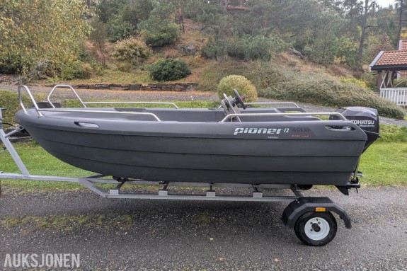 2017 Båt - 13 fot Pioner Maxi 12 med Tohatsu 9.9 hk 4 takt