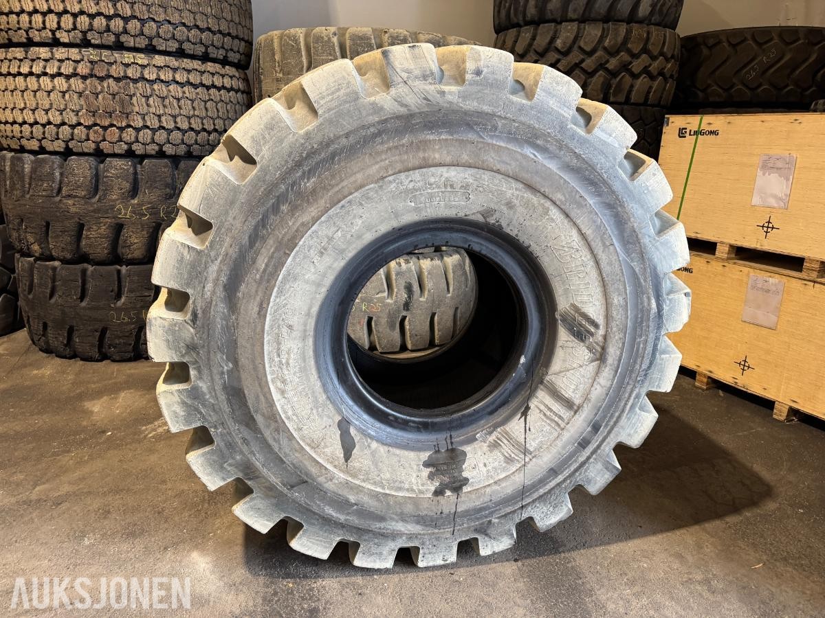 Bridgestone V-Steel D-lug 29.5R25 / 4 stk hjullaster dekk 