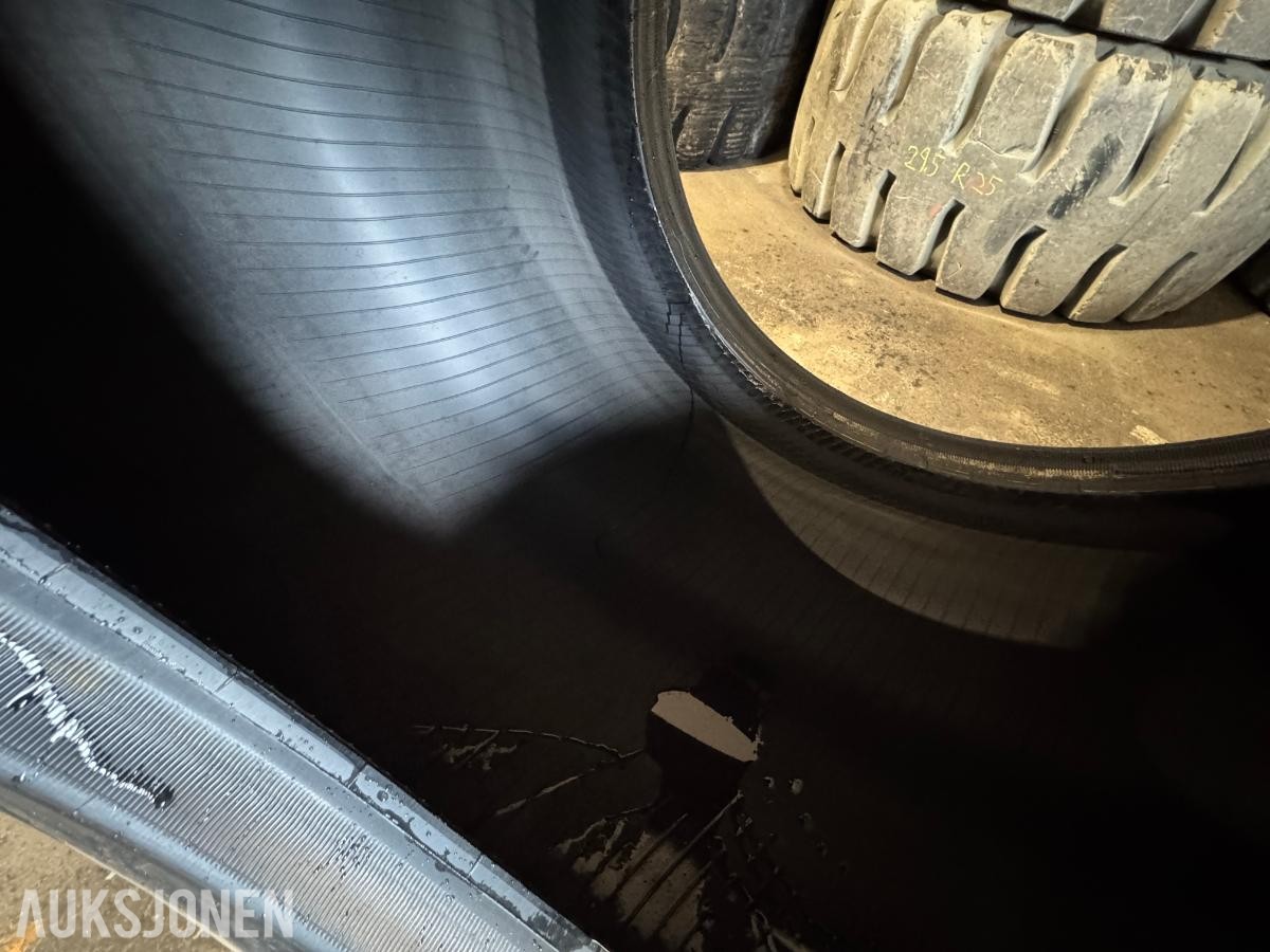 Bridgestone V-Steel D-lug 29.5R25 / 4 stk hjullaster dekk 