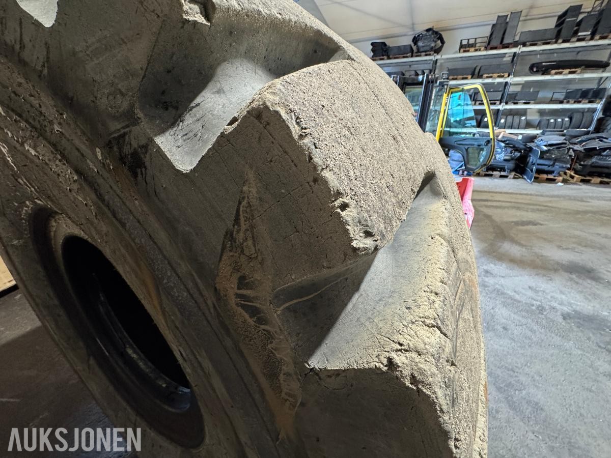 Bridgestone V-Steel D-lug 29.5R25 / 4 stk hjullaster dekk 