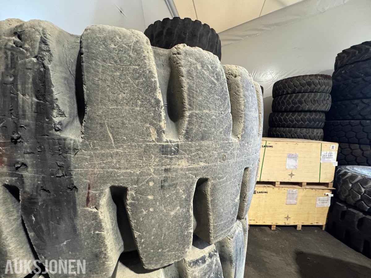 Bridgestone V-Steel D-lug 29.5R25 / 4 stk hjullaster dekk 