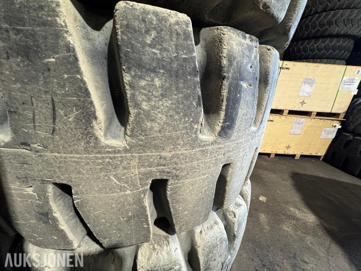 Bridgestone V-Steel D-lug 29.5R25 / 4 stk hjullaster dekk 