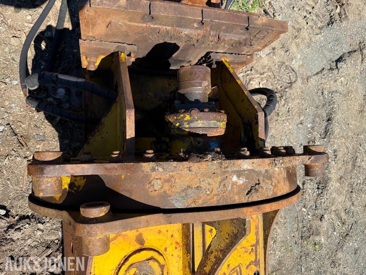 1998 Volvo EC340 gravemaskin 12034 timer m/ MBI SH300R stålsaks