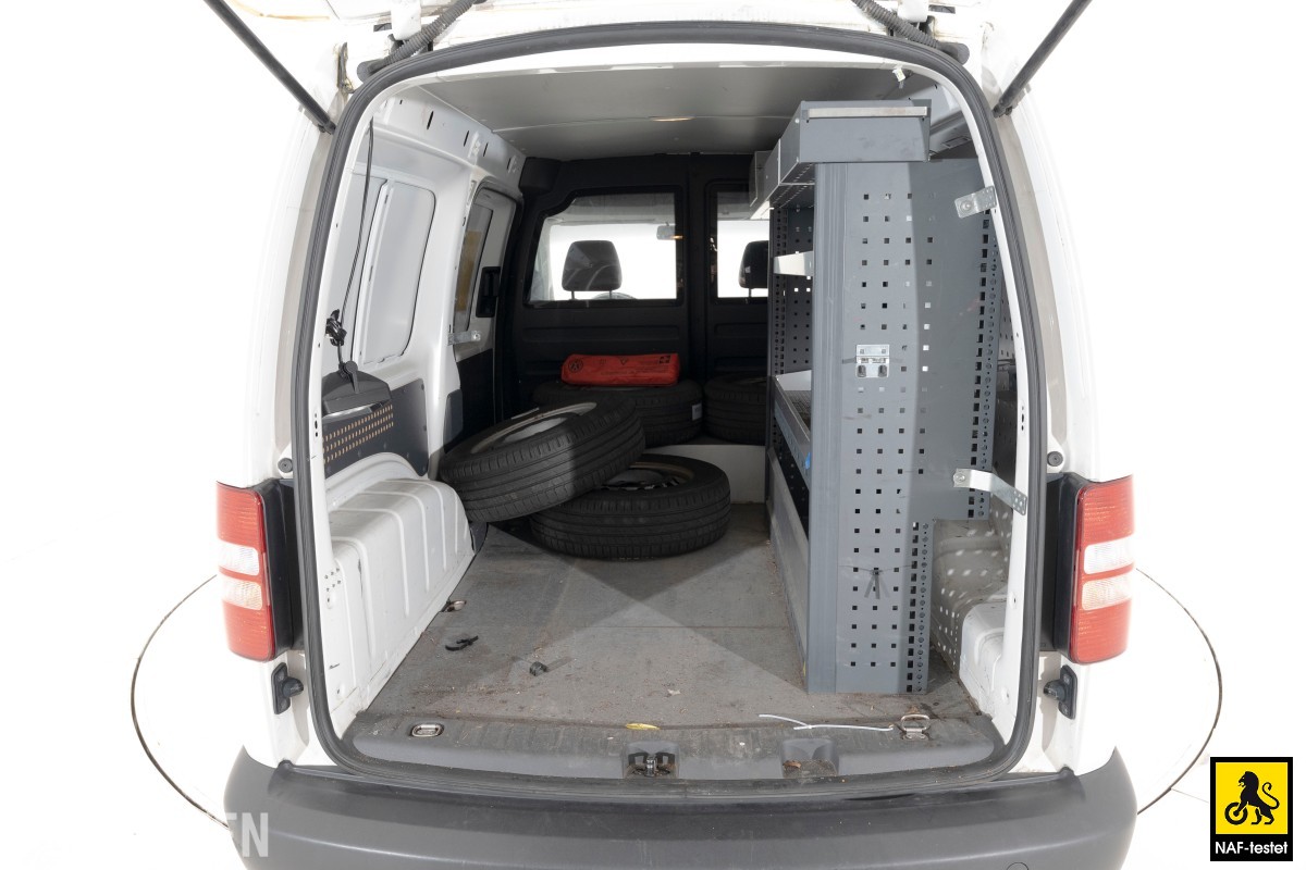 2012 Volkswagen CADDY MAXI 2.0 GASSDRIFT TILHENGERFESTE INNREDNING KUNSTLÆR