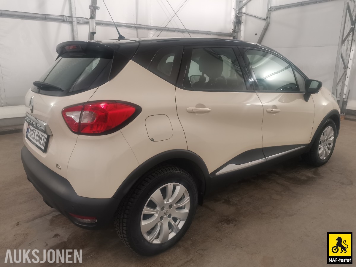 2015 Renault CAPTUR TCe 120HK AUTOMAT NAVI CRUISE LAV KM