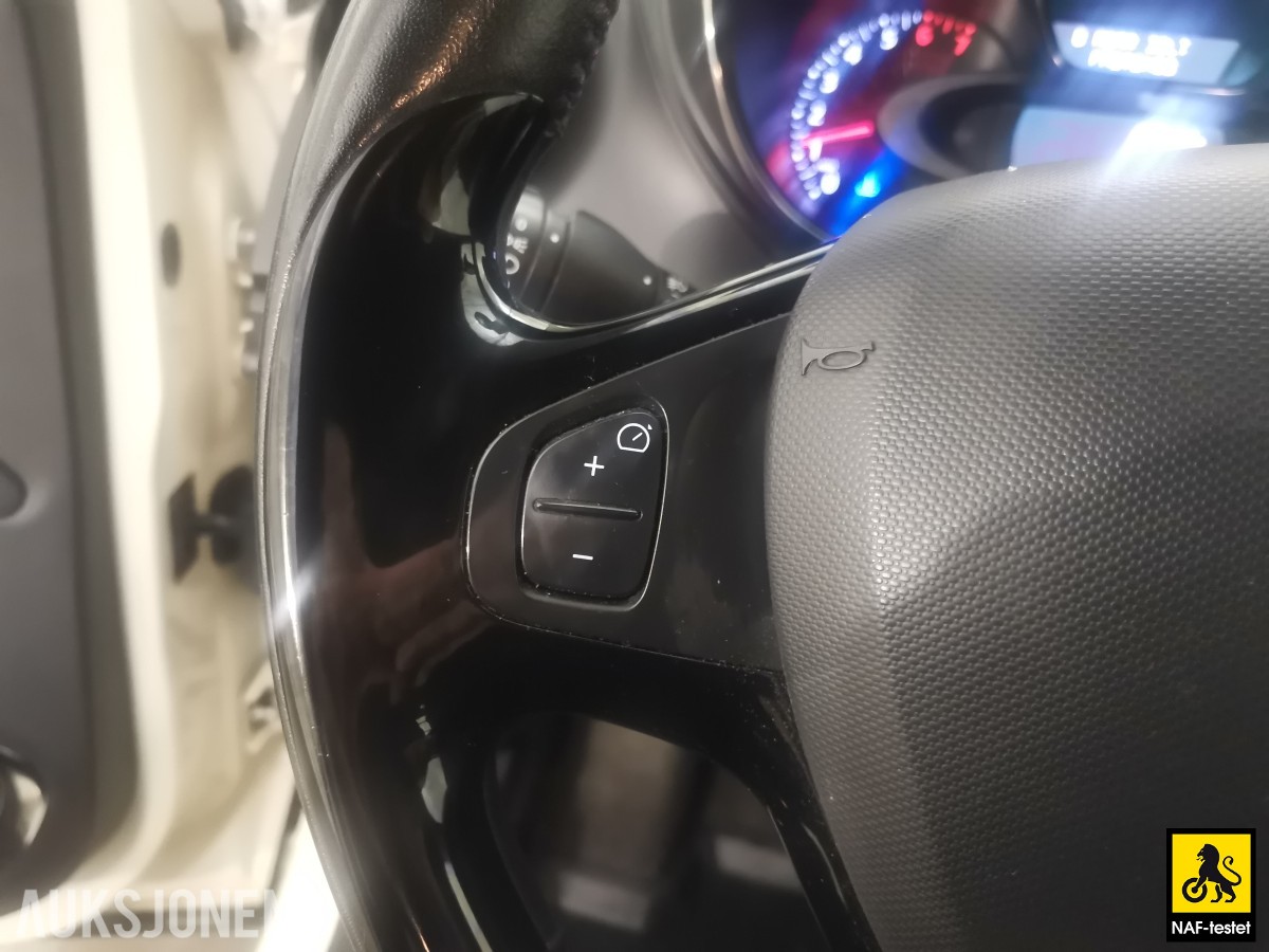 2015 Renault CAPTUR TCe 120HK AUTOMAT NAVI CRUISE LAV KM