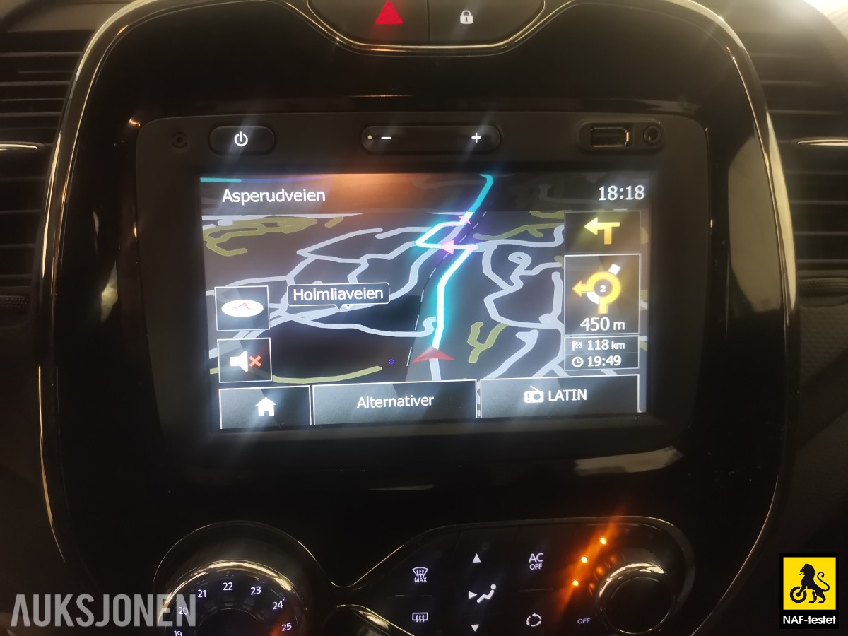 2015 Renault CAPTUR TCe 120HK AUTOMAT NAVI CRUISE LAV KM