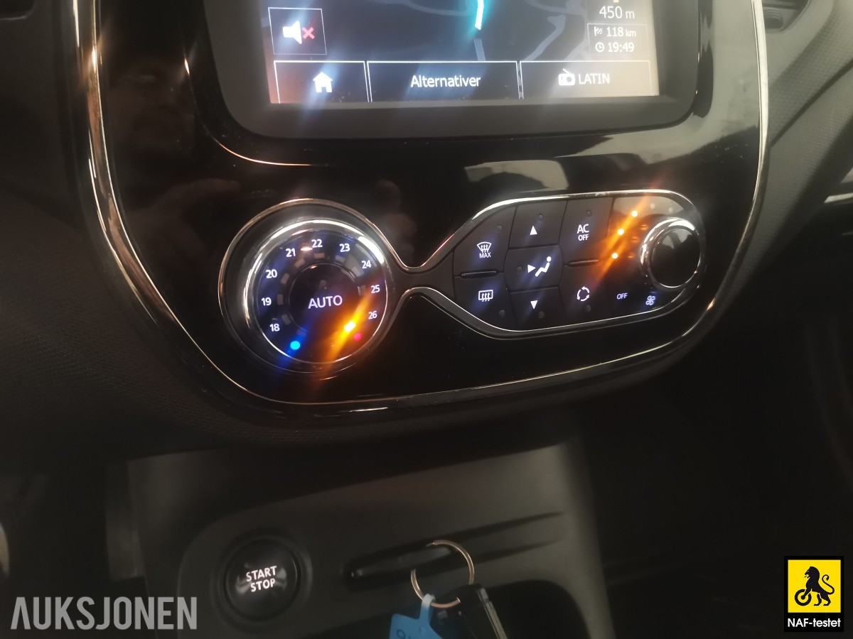 2015 Renault CAPTUR TCe 120HK AUTOMAT NAVI CRUISE LAV KM