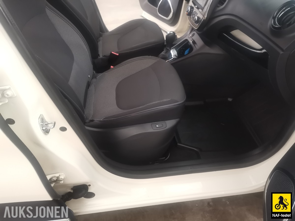 2015 Renault CAPTUR TCe 120HK AUTOMAT NAVI CRUISE LAV KM