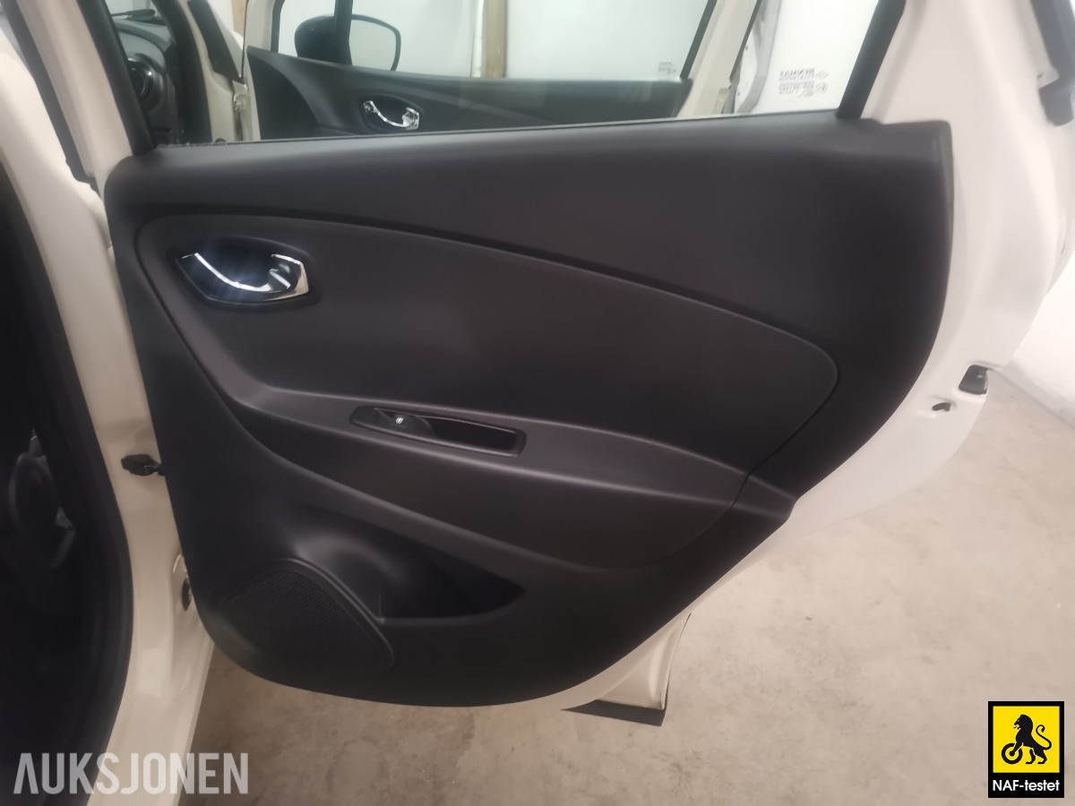 2015 Renault CAPTUR TCe 120HK AUTOMAT NAVI CRUISE LAV KM