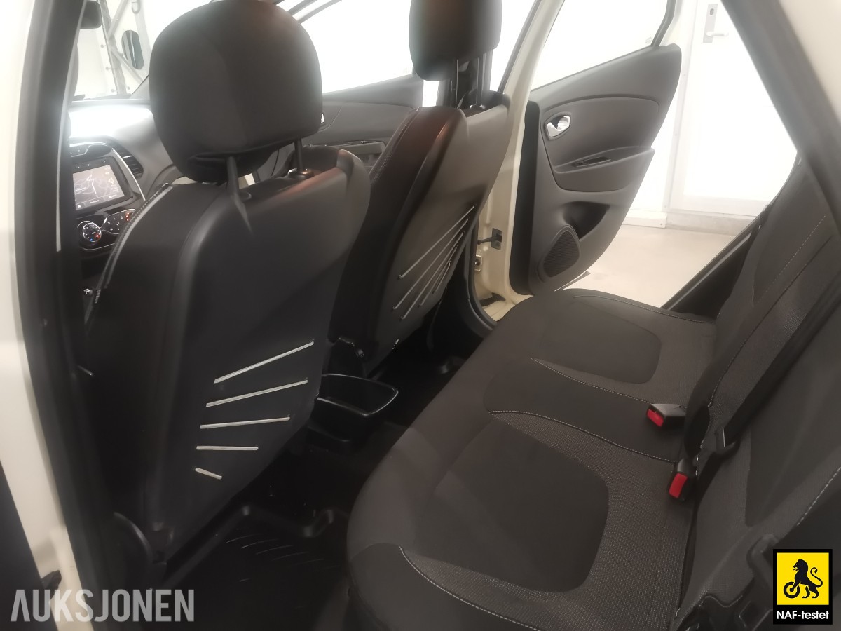 2015 Renault CAPTUR TCe 120HK AUTOMAT NAVI CRUISE LAV KM