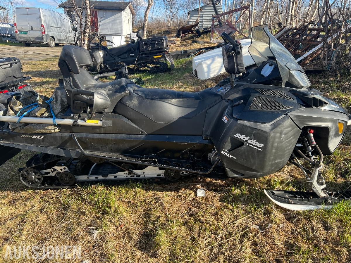 2017 Snøscooter - Ski-Doo Expedition LE 900 ACE, Reparasjonsobjekt