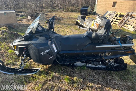 2017 Snøscooter - Ski-Doo Expedition LE 900 ACE, Reparasjonsobjekt