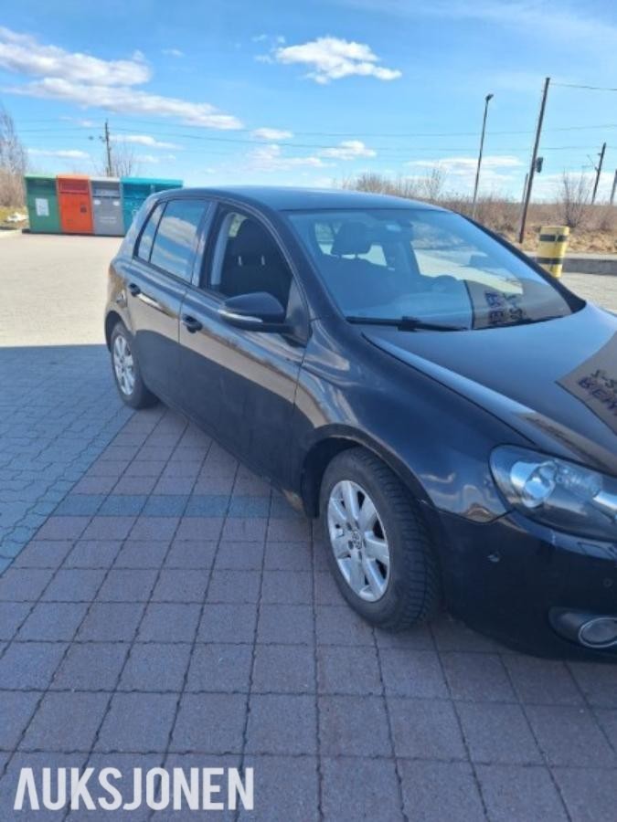 2011 Volkswagen Golf 1.6 Diesel, Automat, EU OK til 03.2028