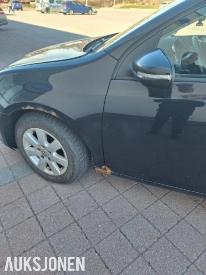 2011 Volkswagen Golf 1.6 Diesel, Automat, EU OK til 03.2028