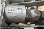 Liebherr hydraulikkblokk med ventiler og koblinger – industrielt hydraulikksystem 