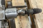 Liebherr hydraulikkblokk med ventiler og koblinger – industrielt hydraulikksystem 