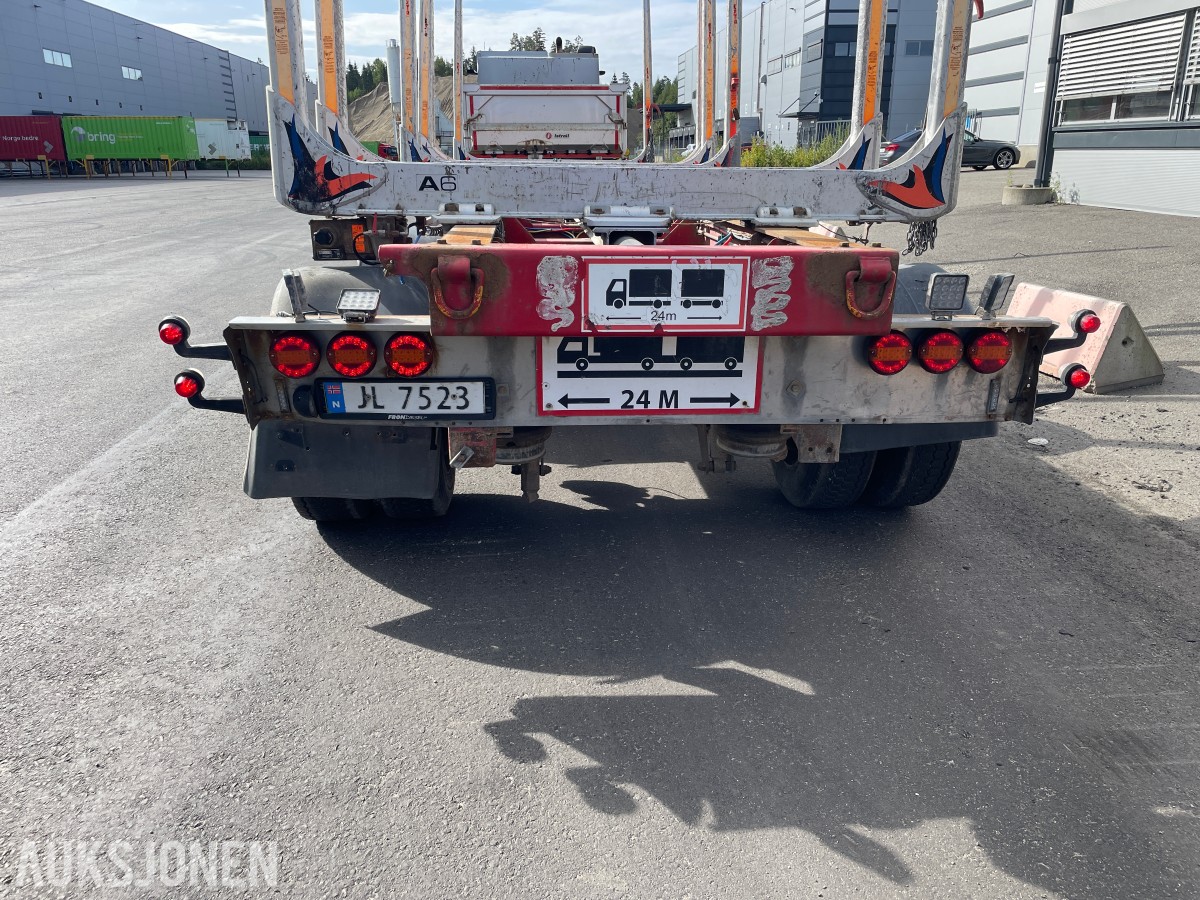 2015 Närko D4YS11T11 tømmerhenger med Exte banker