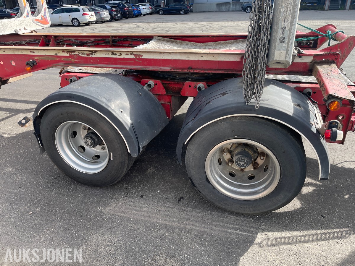 2015 Närko D4YS11T11 tømmerhenger med Exte banker