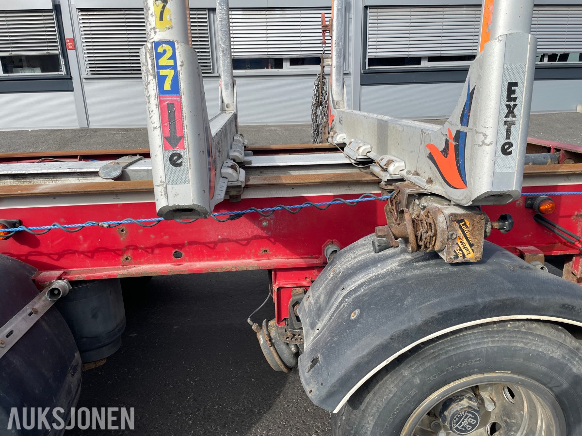 2015 Närko D4YS11T11 tømmerhenger med Exte banker