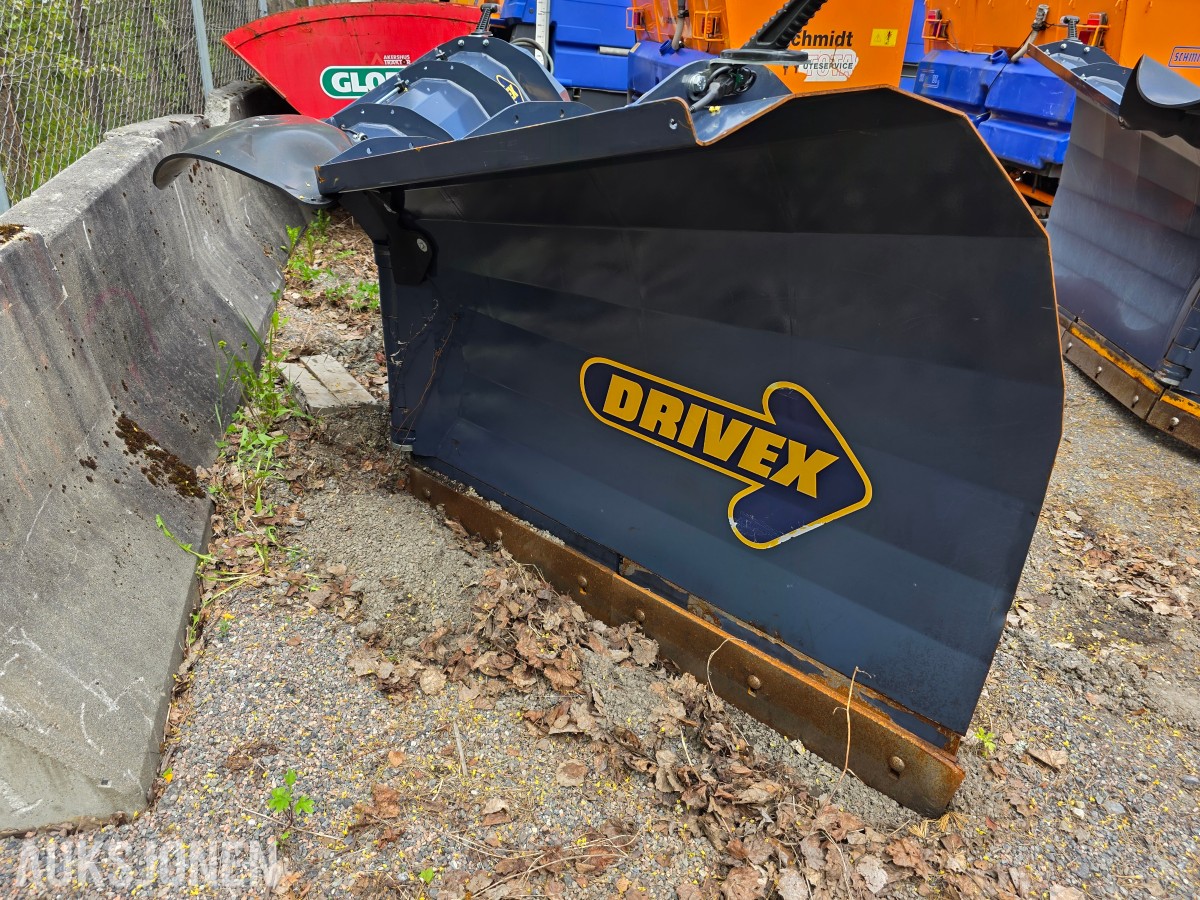 2025 Drivex V-plog VB320-3P/BM