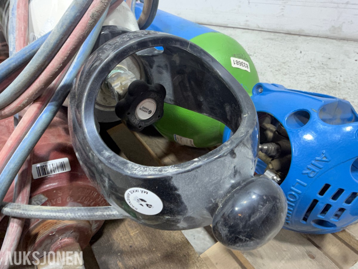 Gassflasker med argon og oksygen og tilbehør