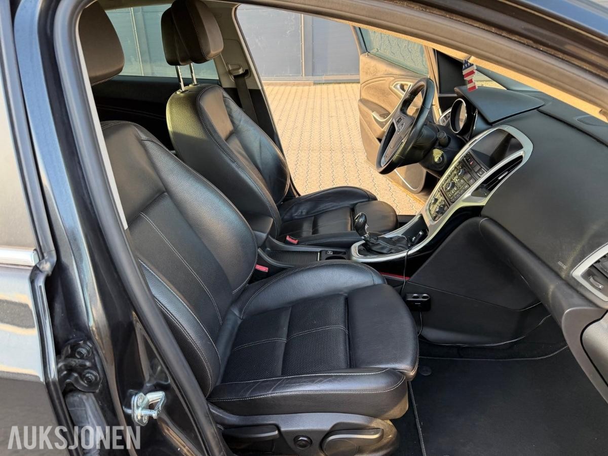 2012 OPEL ASTRA 2,0 CDTI | EU 11/2027 | NYLIG PÅKOSTET | SKINN