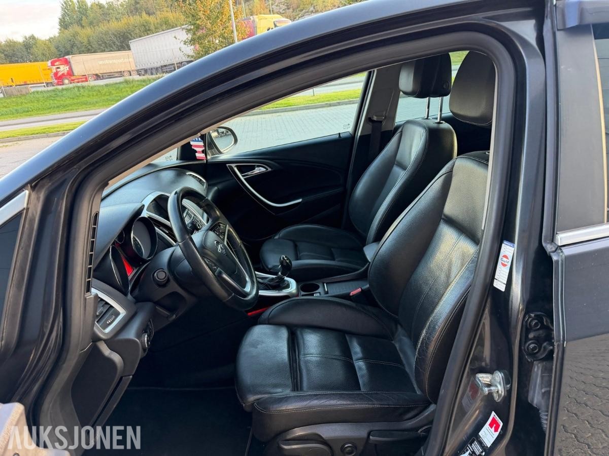 2012 OPEL ASTRA 2,0 CDTI | EU 11/2027 | NYLIG PÅKOSTET | SKINN