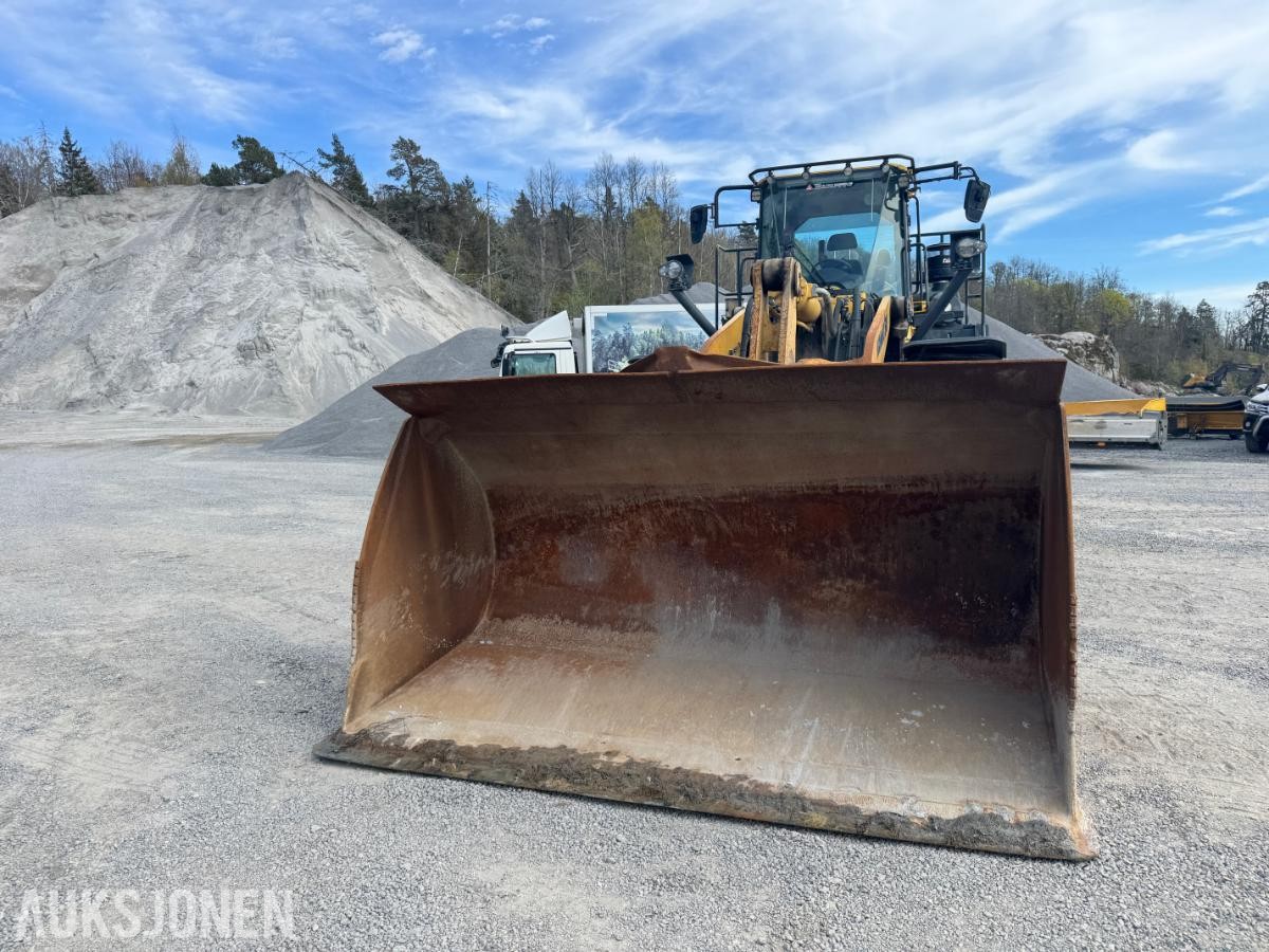 2018 Komatsu WA480-8 Hjullaster - Spakstyring - klargjort 3 funksjon