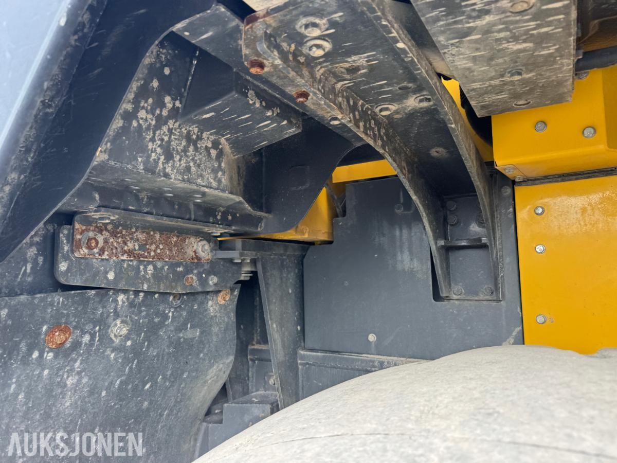 2018 Komatsu WA480-8 Hjullaster - Spakstyring - klargjort 3 funksjon