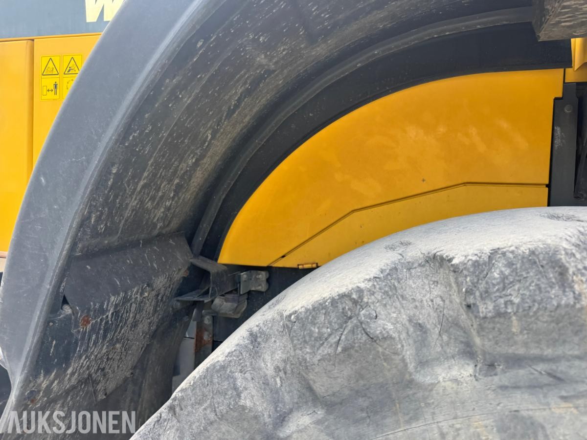 2018 Komatsu WA480-8 Hjullaster - Spakstyring - klargjort 3 funksjon