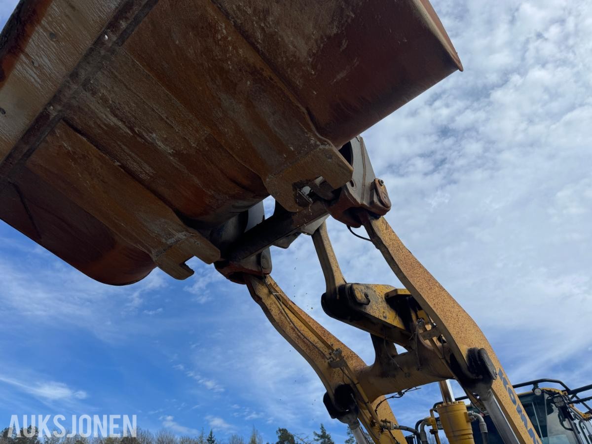 2018 Komatsu WA480-8 Hjullaster - Spakstyring - klargjort 3 funksjon