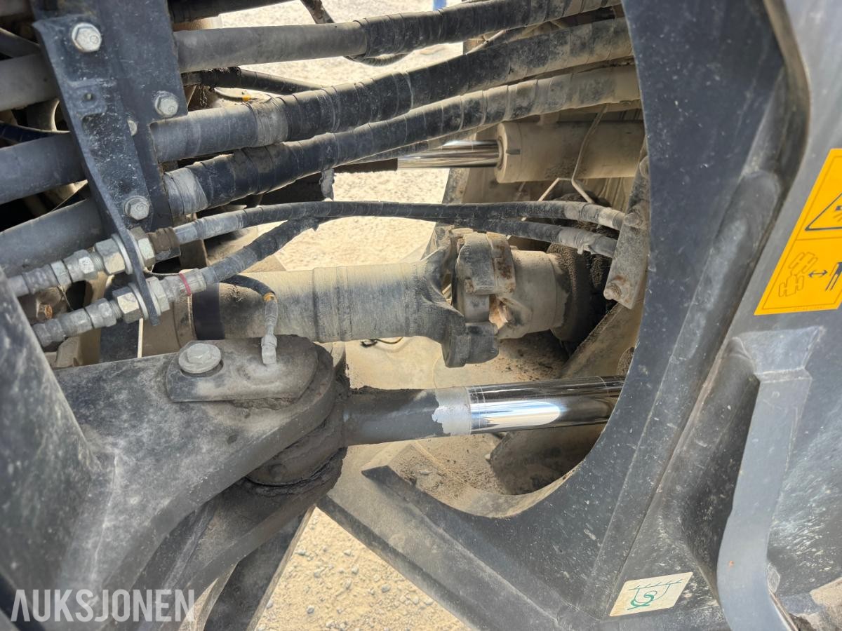2018 Komatsu WA480-8 Hjullaster - Spakstyring - klargjort 3 funksjon