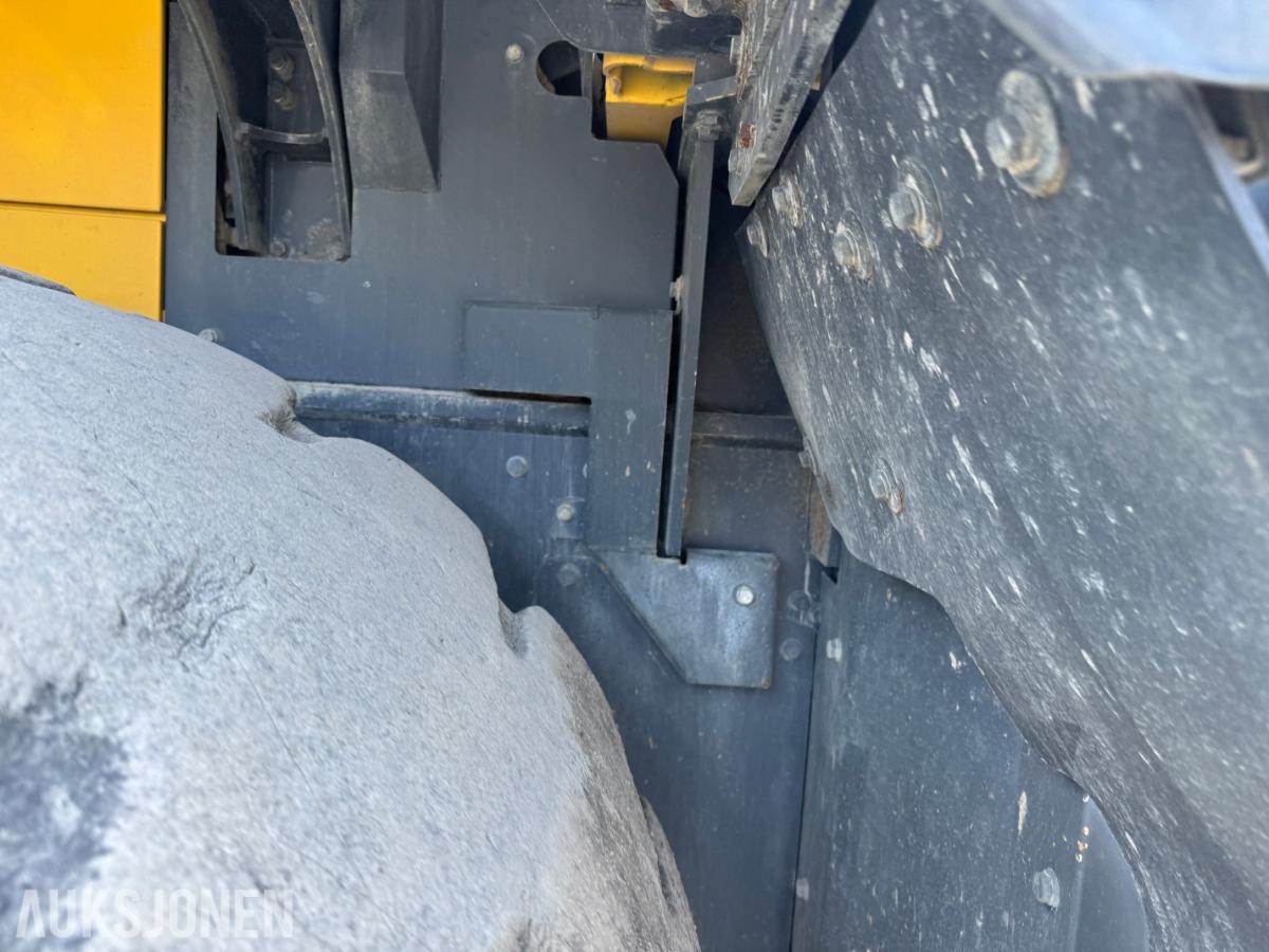 2018 Komatsu WA480-8 Hjullaster - Spakstyring - klargjort 3 funksjon