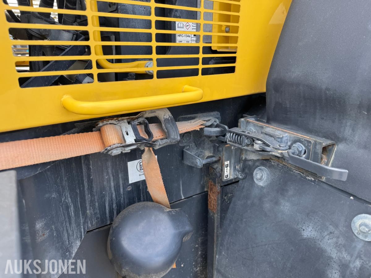 2018 Komatsu WA480-8 Hjullaster - Spakstyring - klargjort 3 funksjon