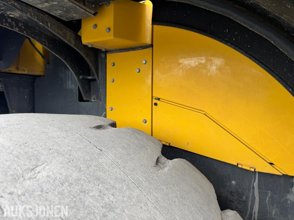 2018 Komatsu WA480-8 Hjullaster - Spakstyring - klargjort 3 funksjon