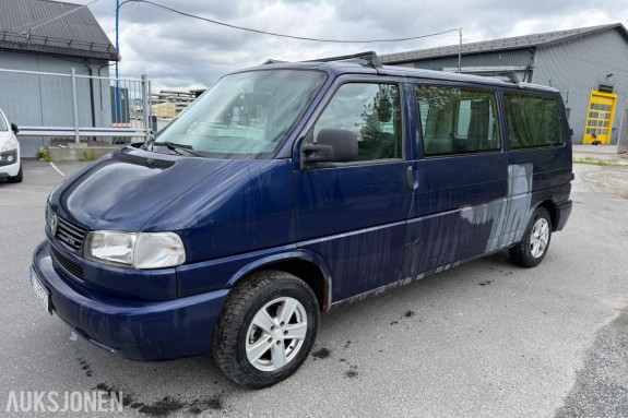 2002 Volkswagen Caravelle 2.5 Diesel, 8 seter, Lang utgave, Hengerfeste, S+V dekk