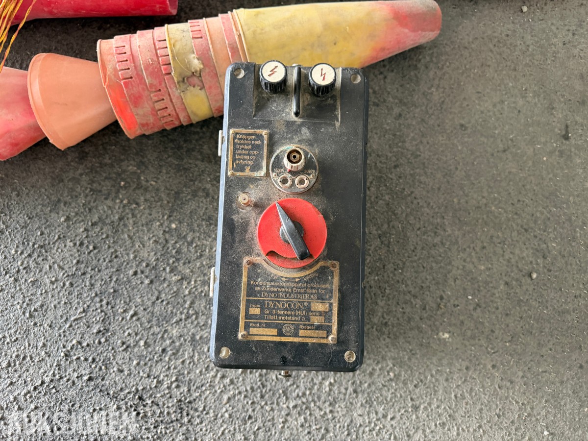 Dynocon 70B skyteapparat/tennapparat med tilbehør