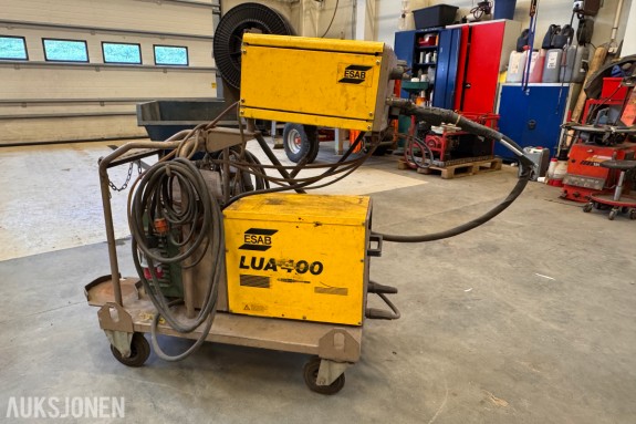 Esab LUA 400 MIG/MAG sveiseapparat - 400 V - Inkl div. tilbehør