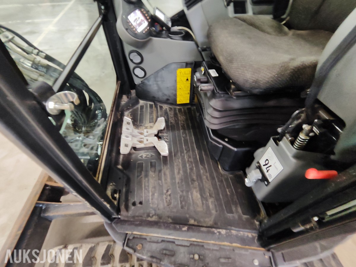 2024 Bobcat E27 Rototilt, 3 skuffer, klype,hamme,sentralsmøring